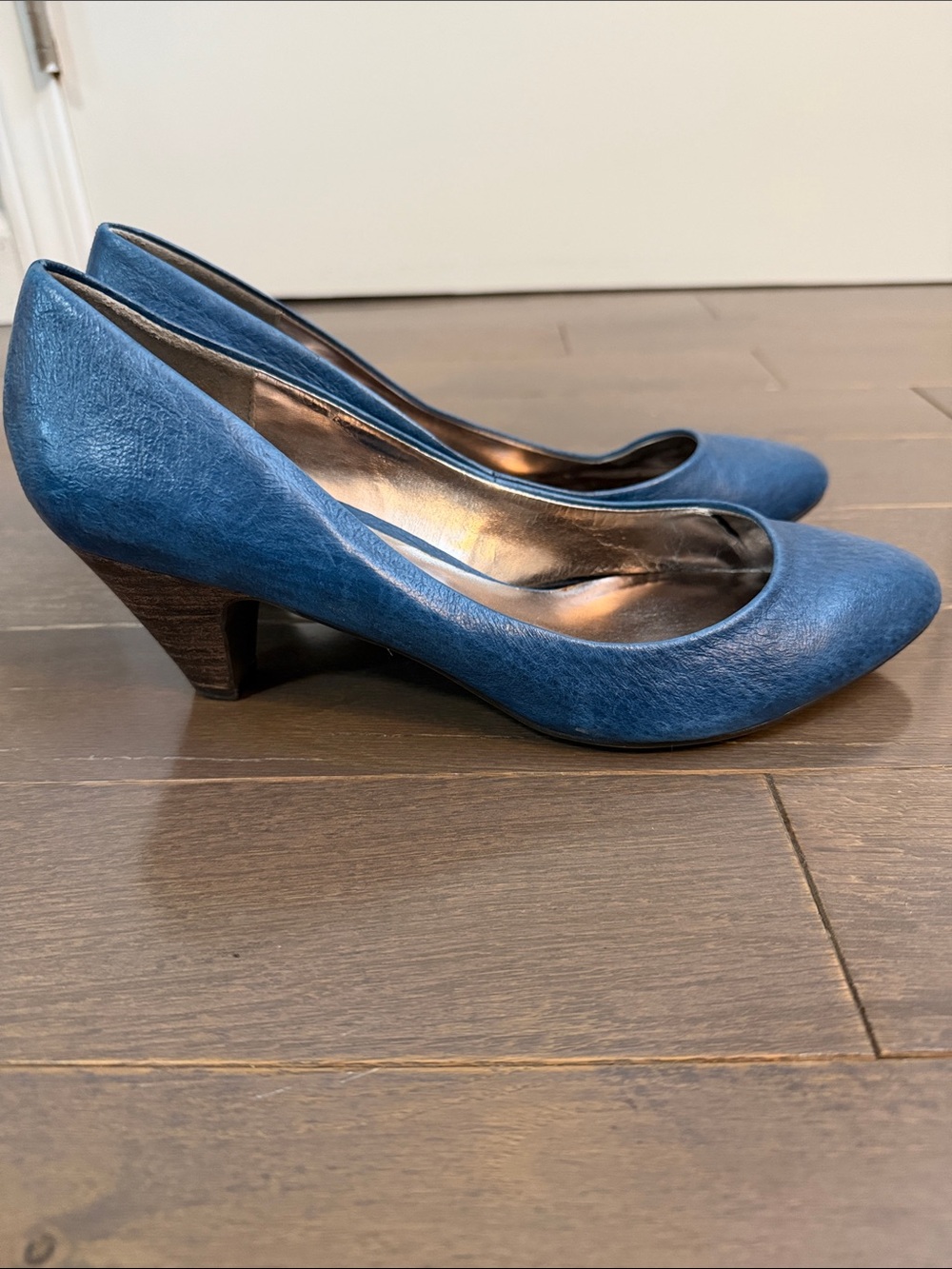 Steve Madden Blue Low Kitten Heel Pumps